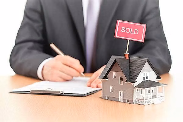MEDINA REAL ESTATE