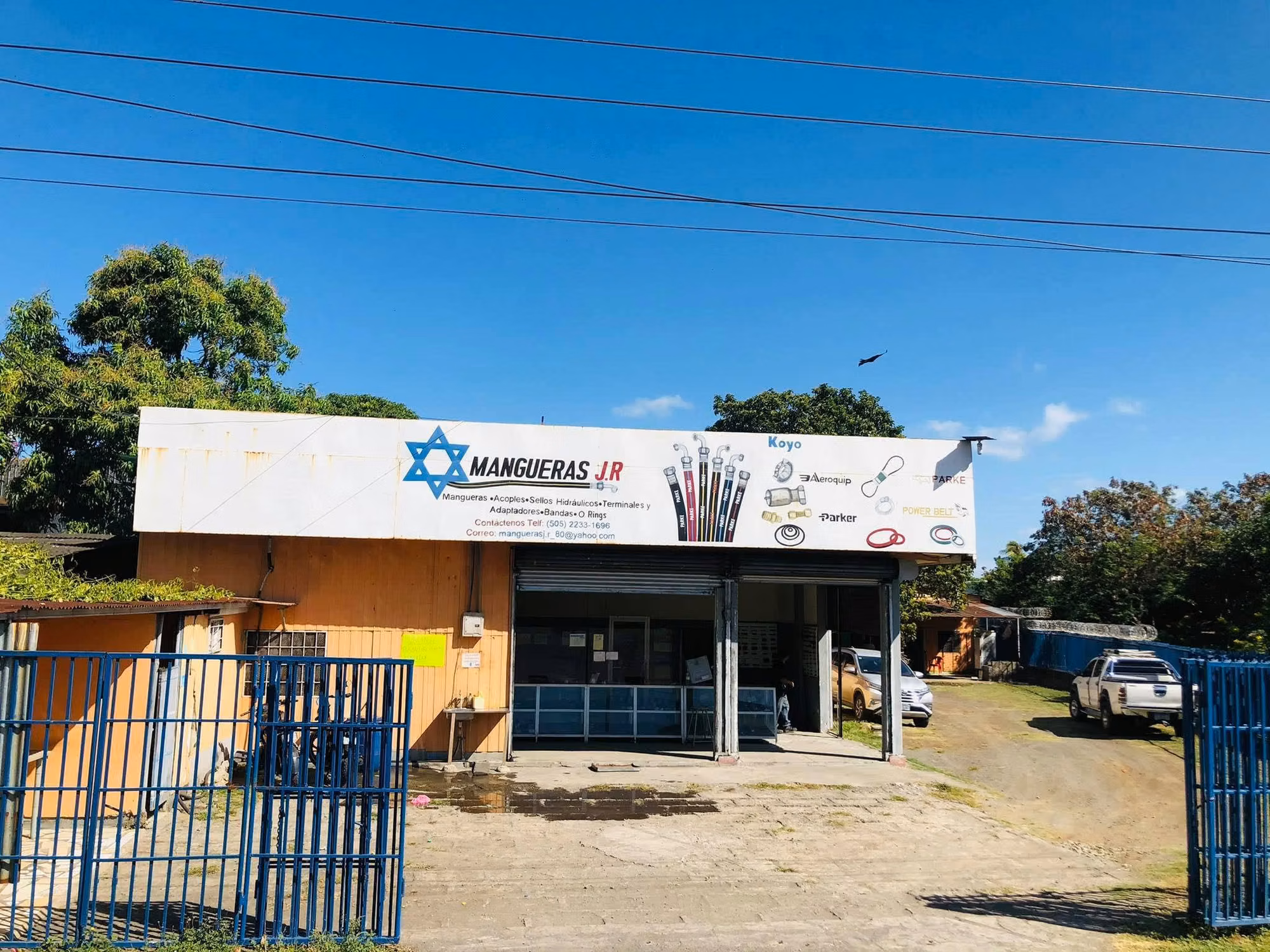 Mangueras JR, Robleto & CIA LTDA