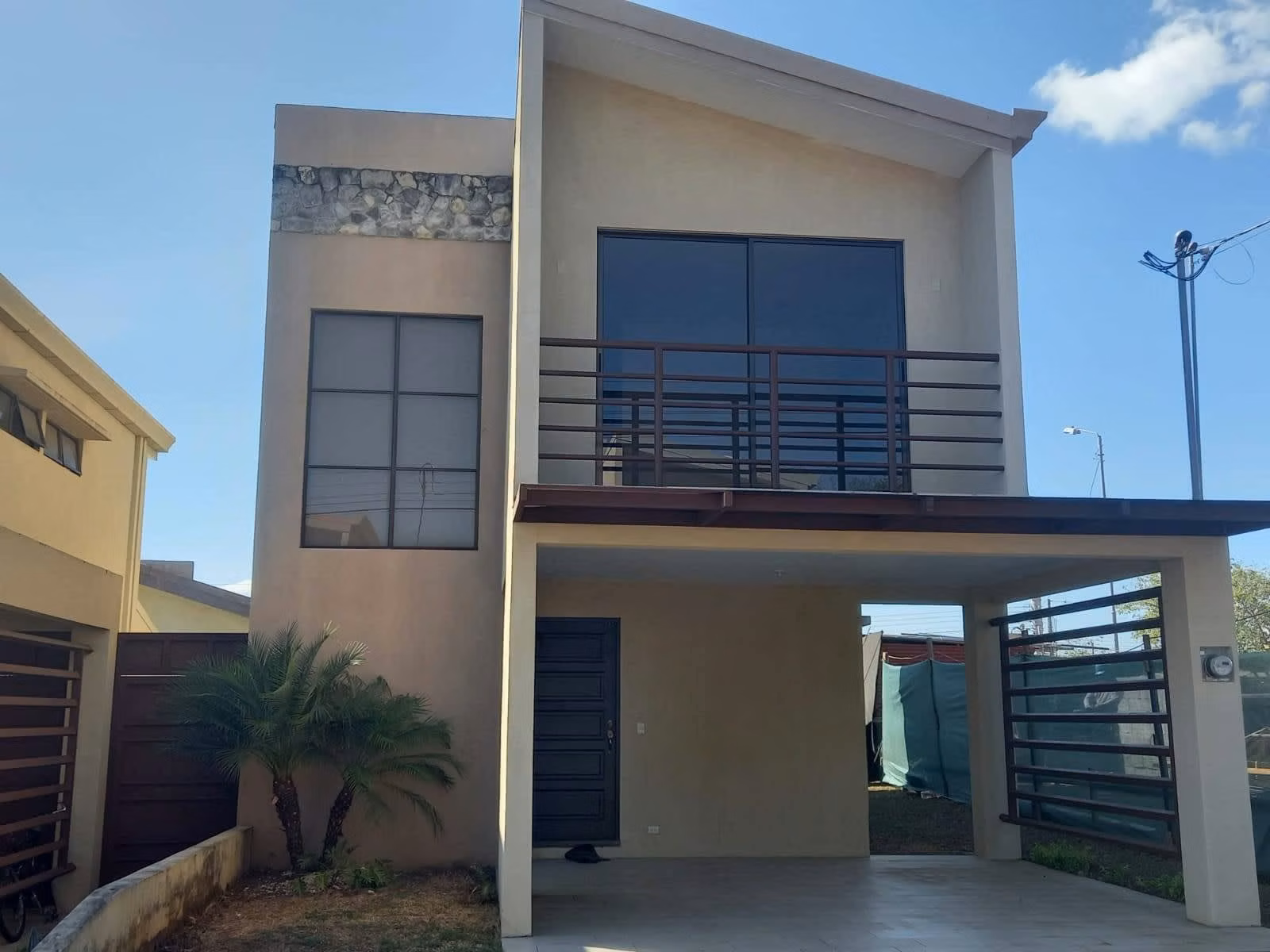 Blue Solutions & Properties