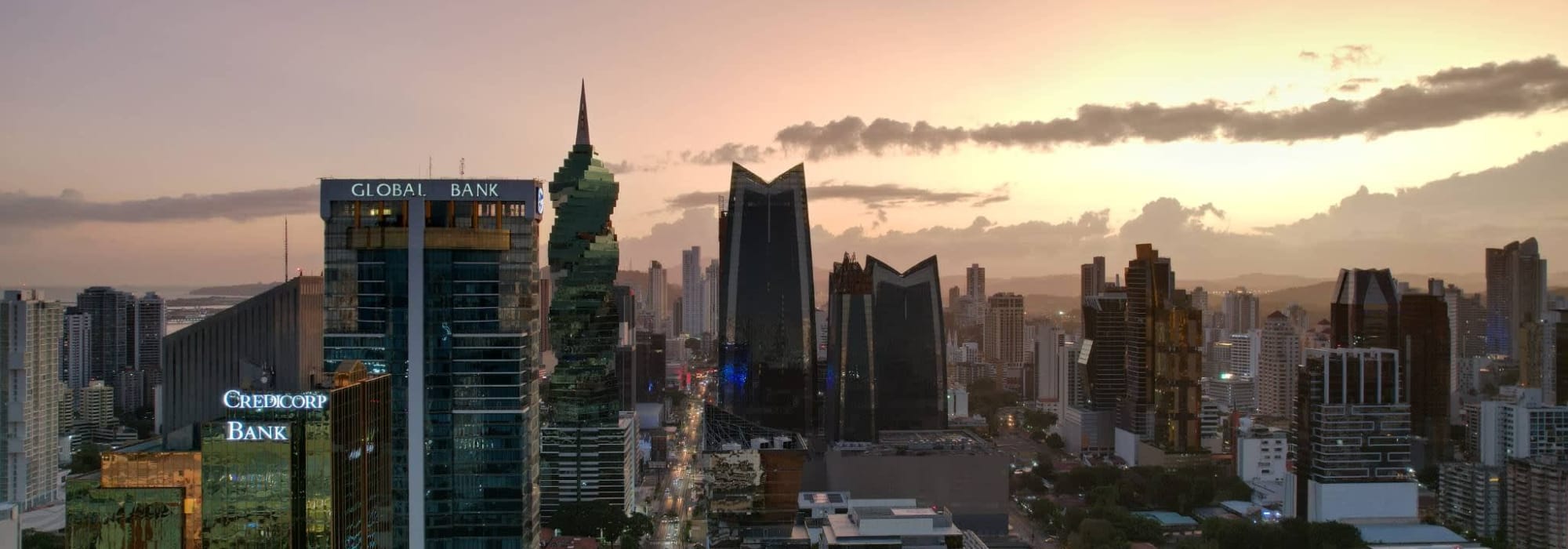 panama real estate & investment consultants, corp. (12641358) en Panamá