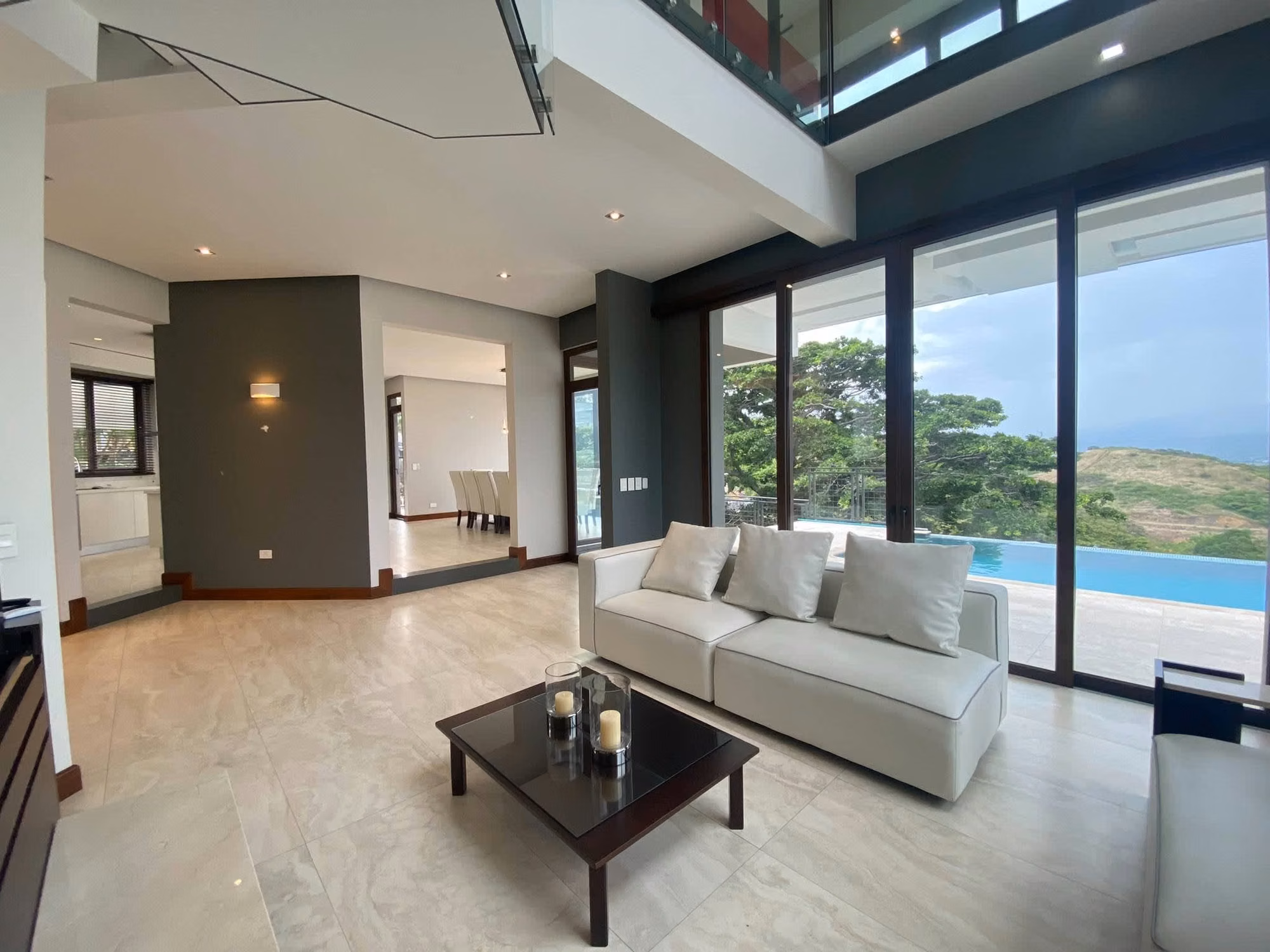 Valiente Real Estate