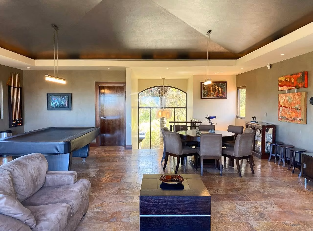 Valiente Real Estate