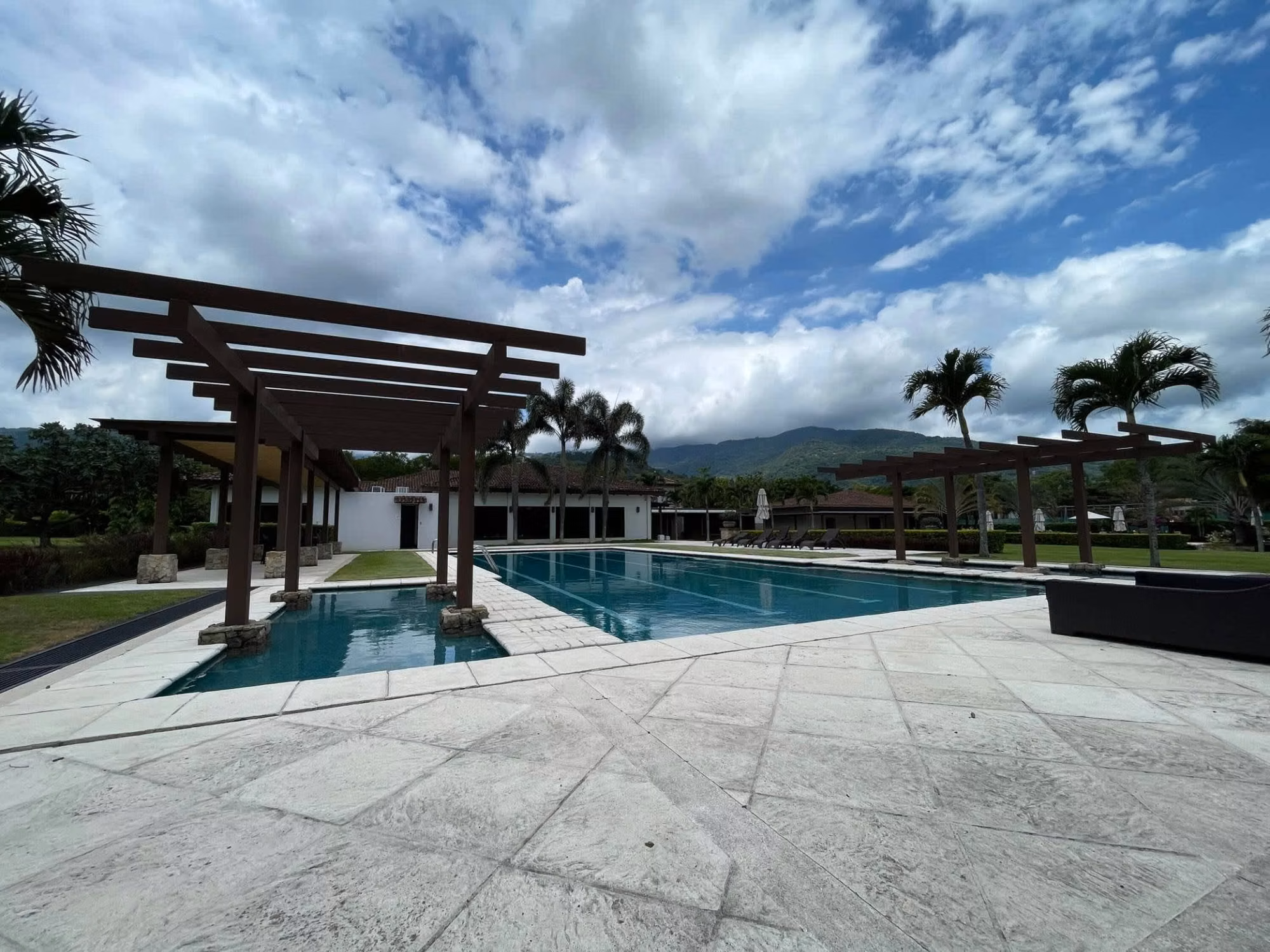 Renta House