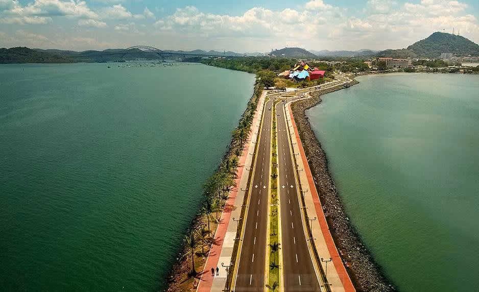 LOCATION REALTY PANAMA by Ceci Jaén