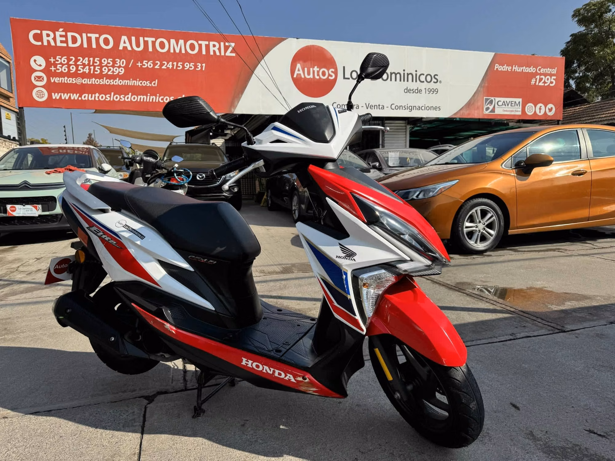 Autos Los Dominicos