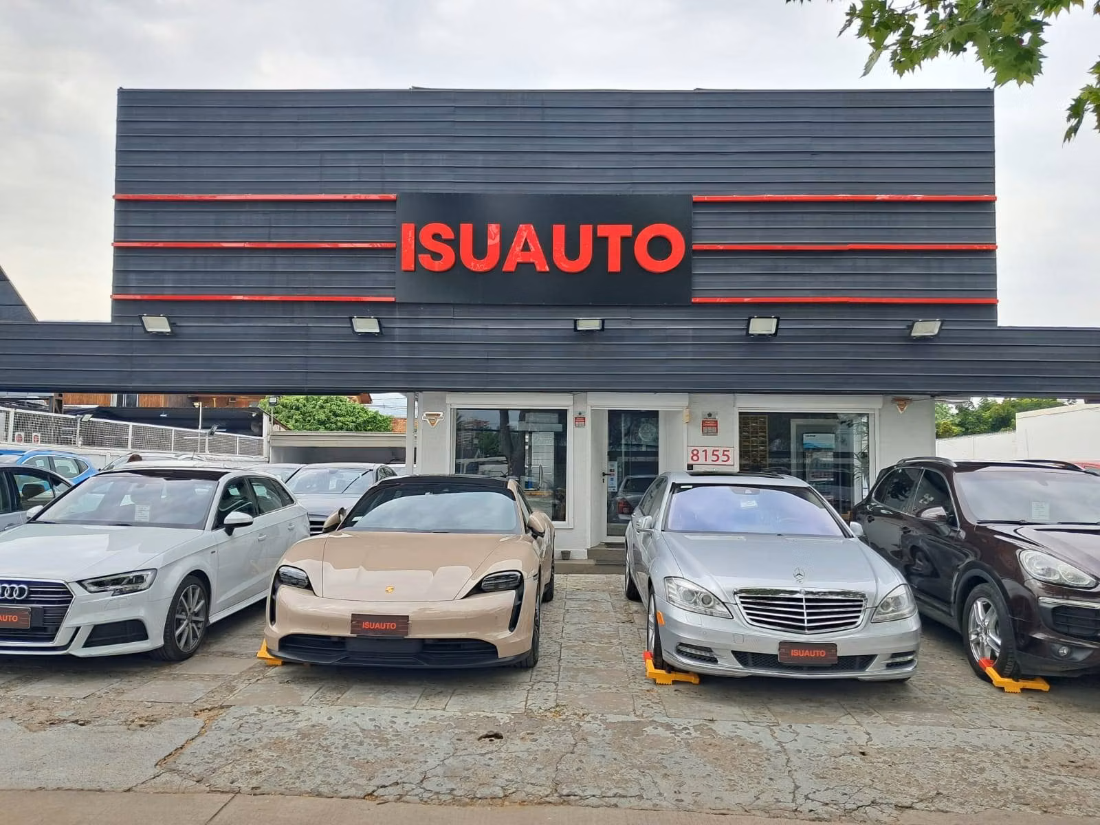 Automotora Isuauto