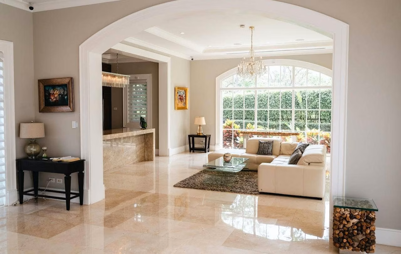 Luxury Real Estate by Tayra Gomez