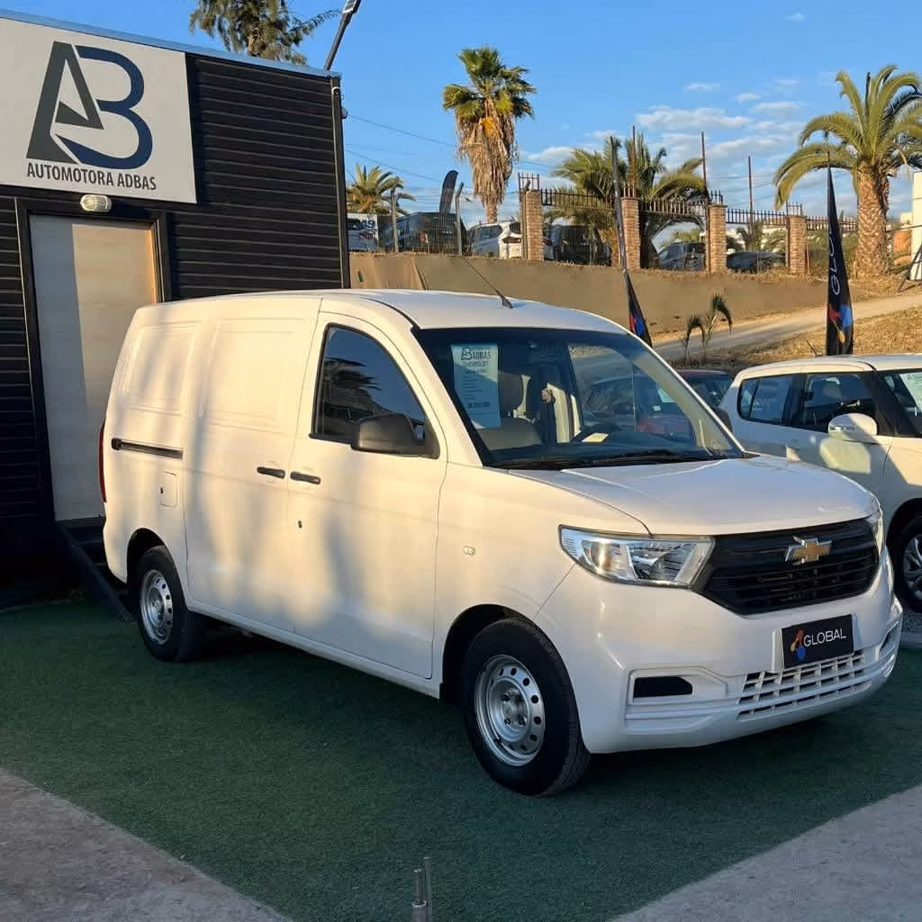 SANTA CRUZ AUTOS