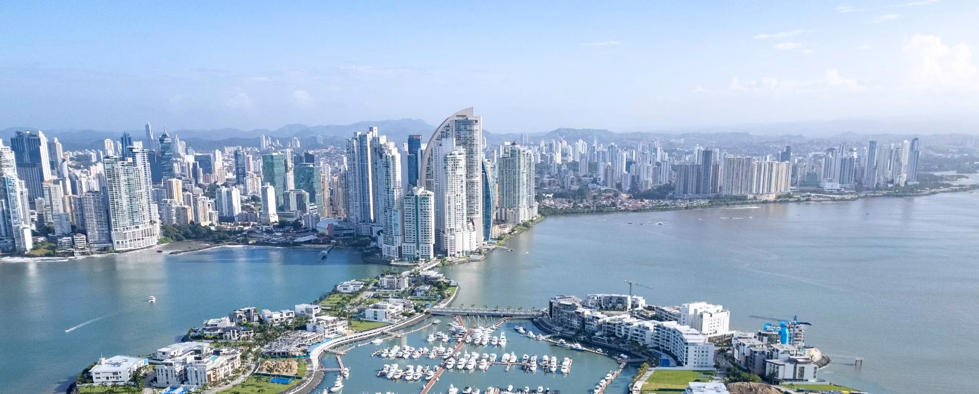 B&B REAL ESTATE PANAMÁ
