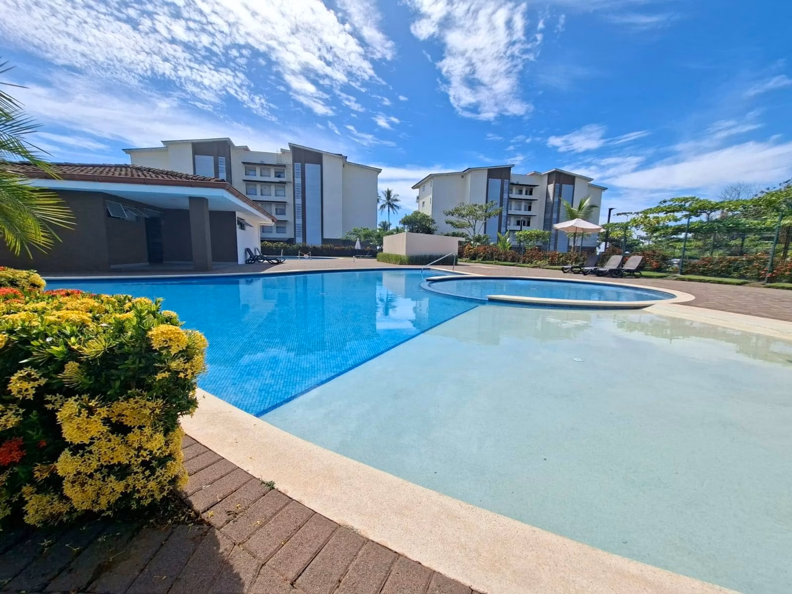 Inmobiliaria Valencia - Anyelo