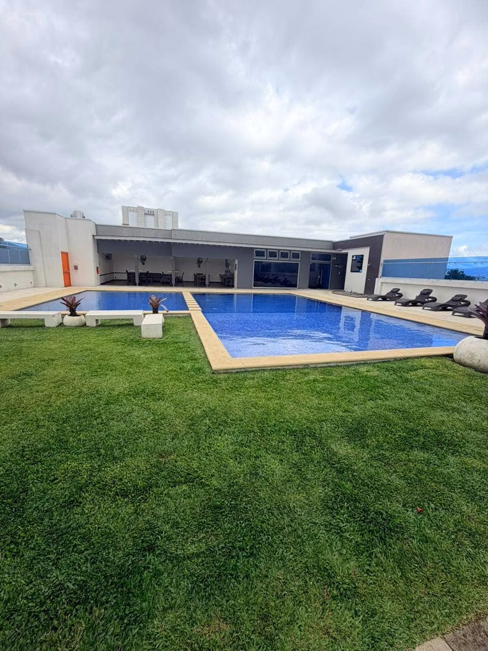 VARTAR REAL ESTATE
