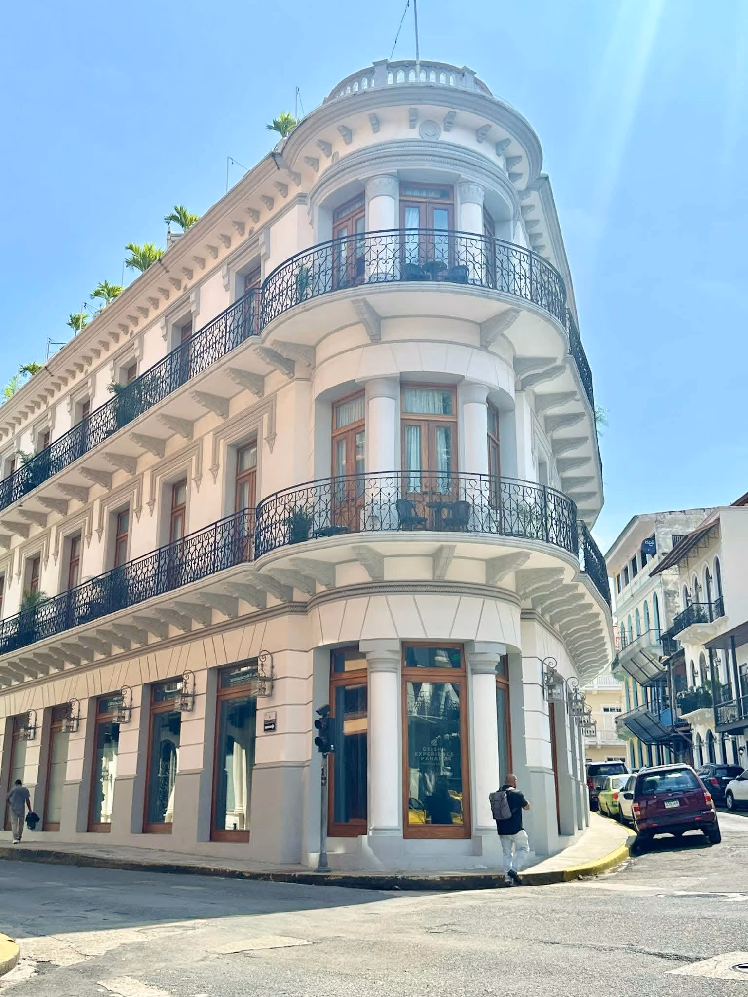 Tripode Realty