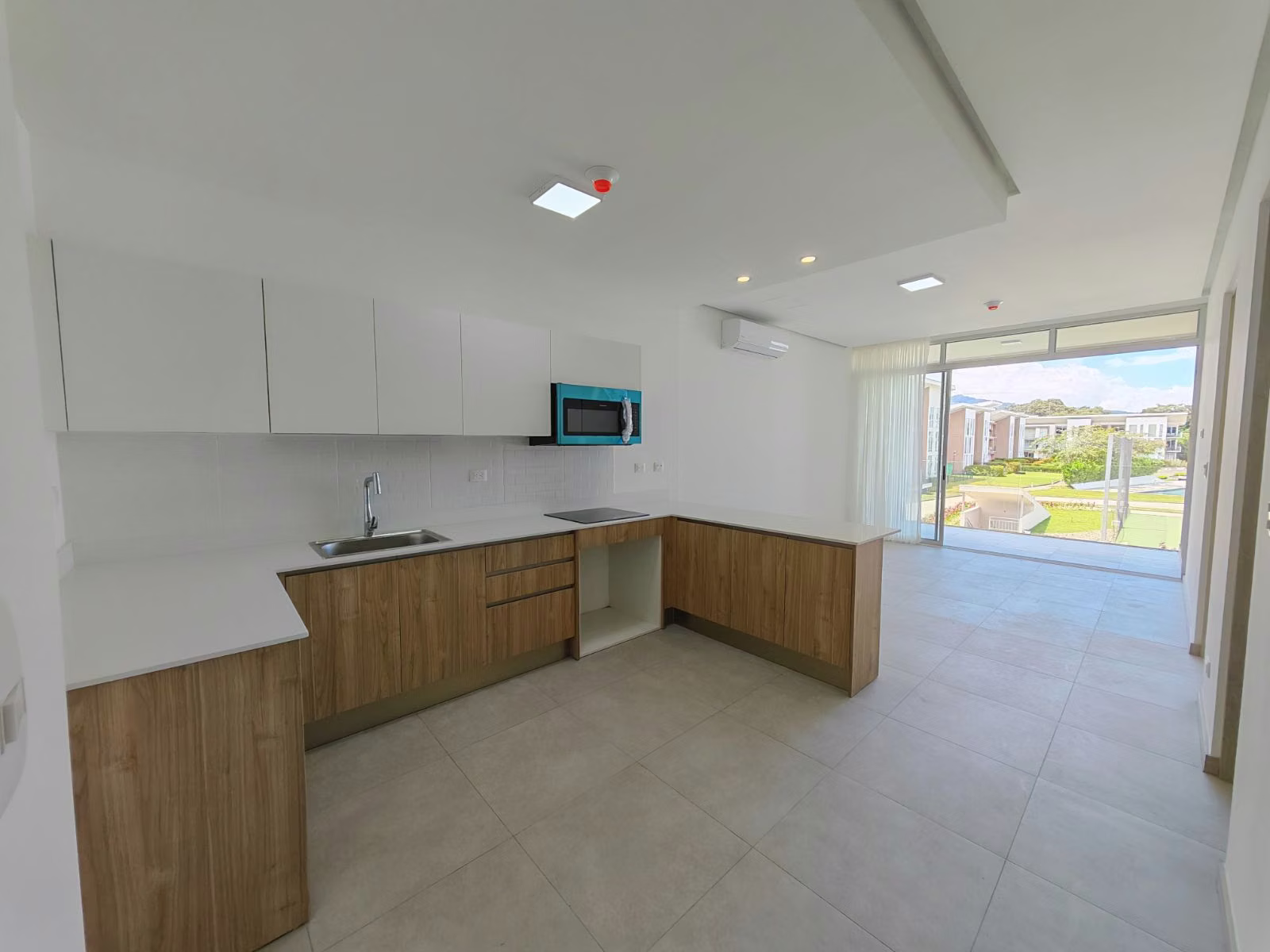 APARTAMENTO DE 1 HABITACIÓN PARA ESTRENAR EN SANTA ANA 