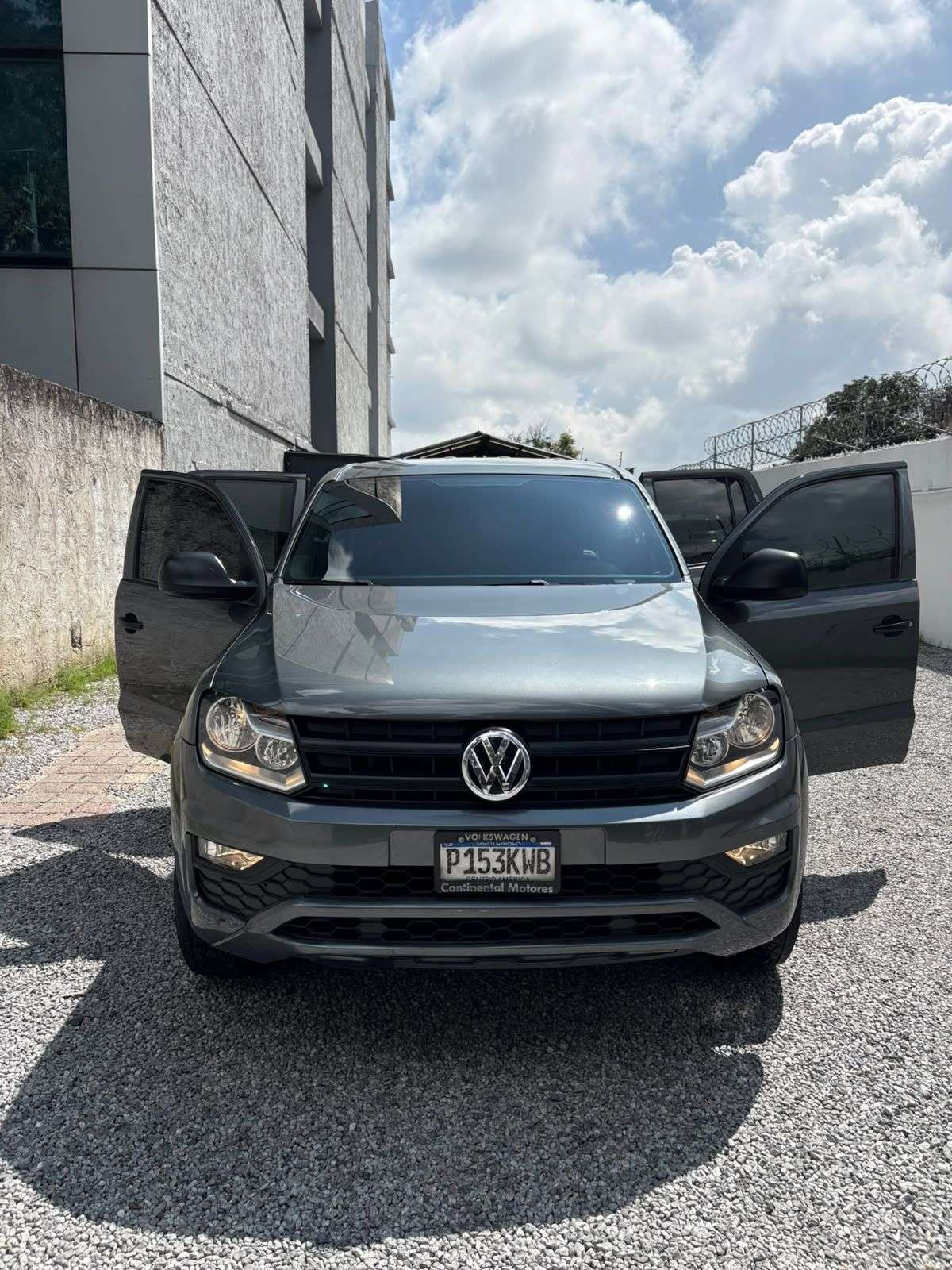 Volkswagen Amarok from 