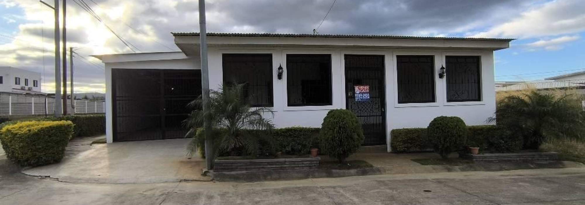 Casa en venta carretera a Masaya residencial Sierra Doradas