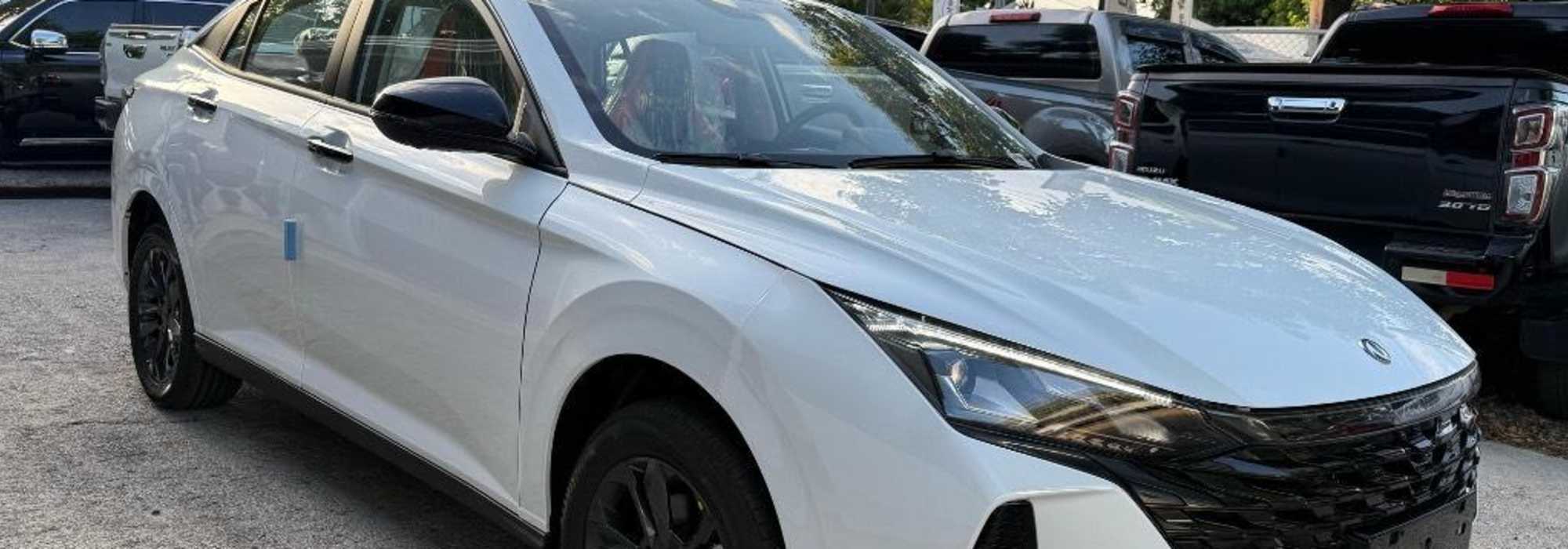 Dongfeng Aeolus Y3 MT de 