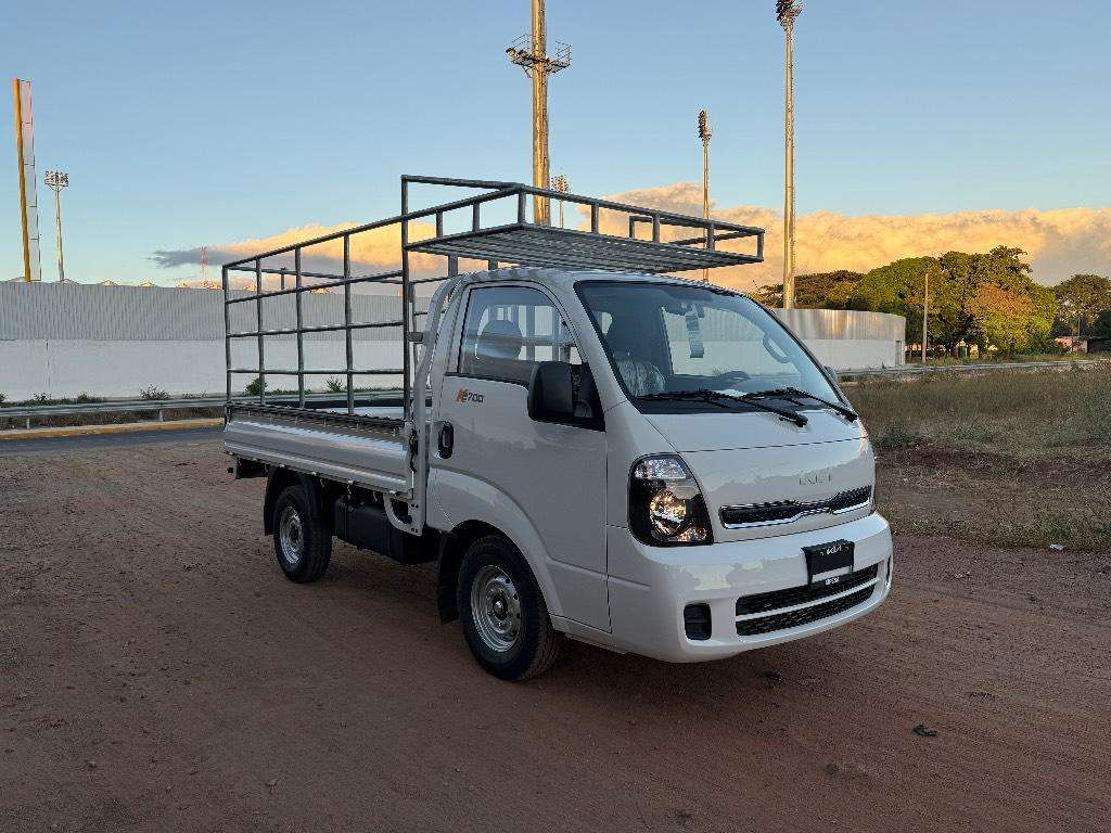 Kia K2700 2026 300 km Diesel Manual in León | Vendo Kia k2700 Nuevo de ...