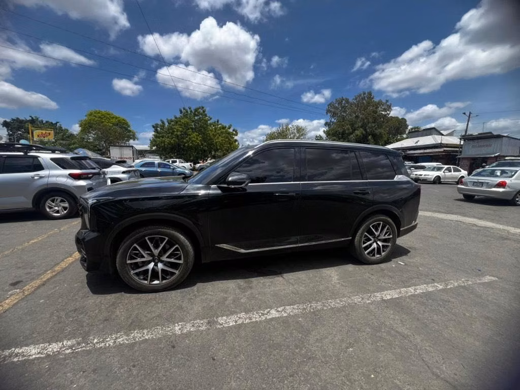 GAC Motors GS8 from 