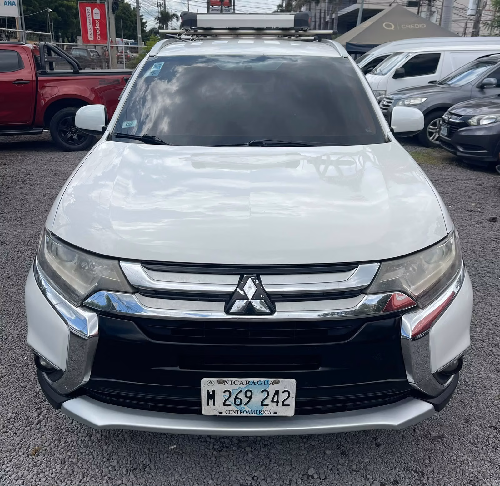 MITSUBISHI OUTLANDER 2016 Automativa - 124; 4x2 - 124; 5 passengers