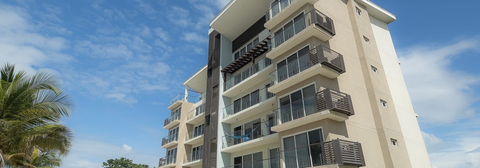 Apartments for sale in Playa Caracol 9.000 FRENTE al MAR