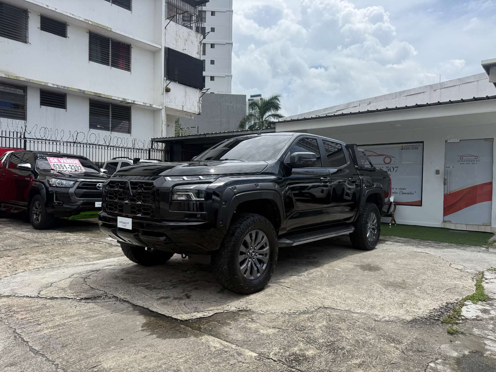Mitsubishi L 200 from AUTOSALES507