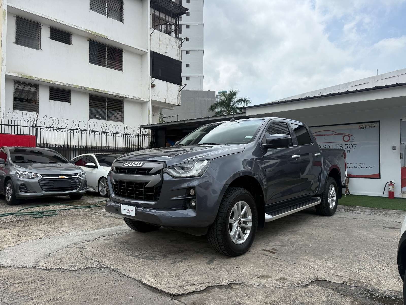 Isuzu D-MAX from AUTOSALES507