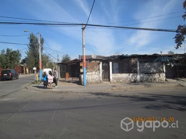 Gran terreno a pasos de futura estacion Observator