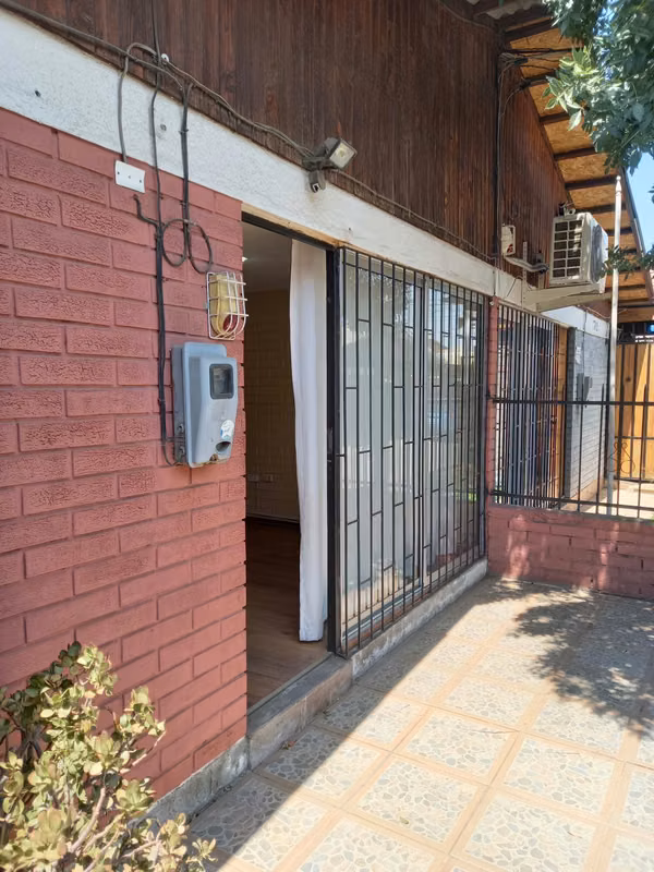 VENTA SIN COMISION Casa 3d Av. Gabriela, metro Sótero del Río