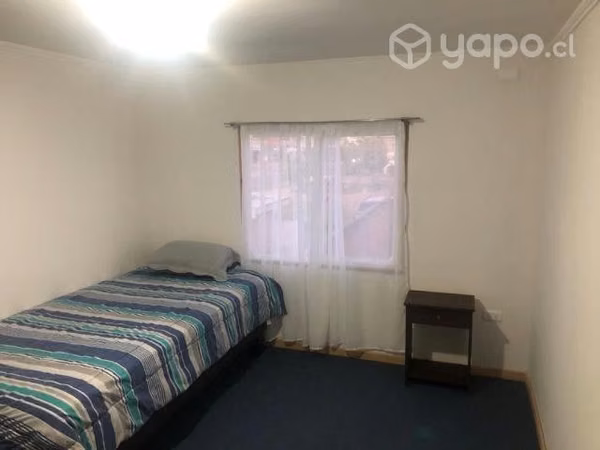 Se arrienda habitación amoblada en Villa Galilea