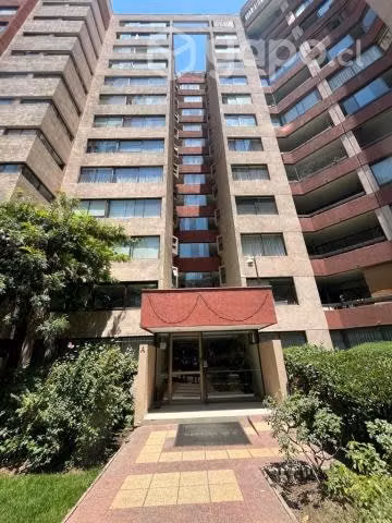 Arriendo en Cerro Colorado 4922