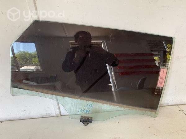 Vidrio puerta tra der original (HT109) Tucson 2019