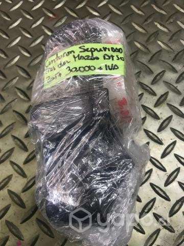 Cinturon seguridad trasero derecho Mazda BT50 2013