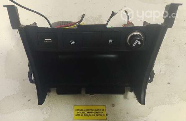 Consola Central Inf Tablero (BTM076) BT50 2020 3.2