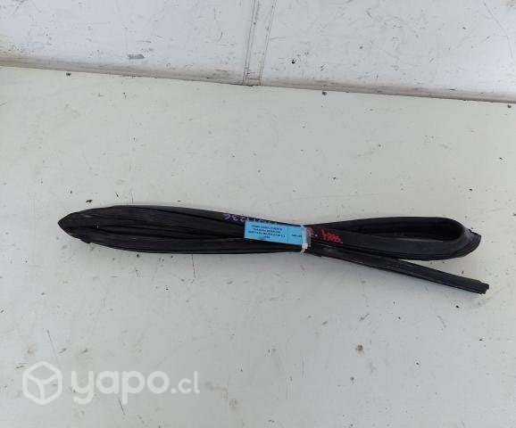 Goma Vidrio Puerta Tra Der (MBT1236) BT50 2.2 2020