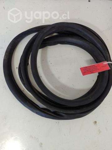 Goma Contorno Carroceria Del Der (MBT1197) BT50