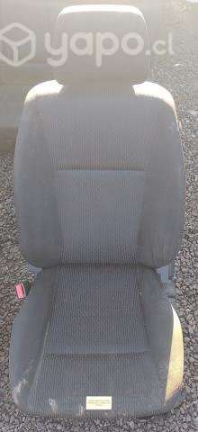 Juego Asientos (BTM008) Mazda BT50 3.2 Diesel 4x4