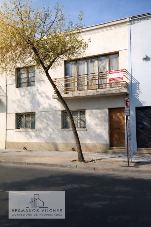 Casa en calle Copiapó uso comercial o Habitacional