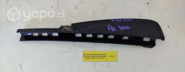 Moldura Exter pta tras der (MBC090) BT50 2.2 2019
