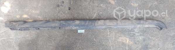 Moldura Derecha Pick Up (MBE014) BT50 3.2 AUT 2019