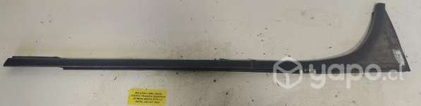Moldura Lame Vidrio Tras Izq (BTM045) BT50 2020