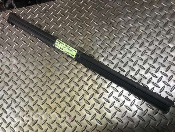 Moldura lame vidrio int tras der BT50 2013-20