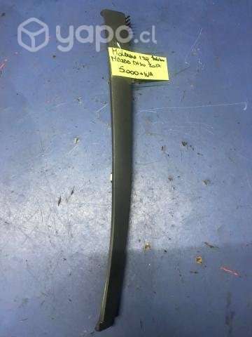Moldura izquierda tablero Mazda BT50 2013 al 2020