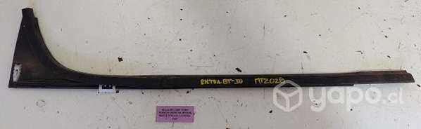 Moldura Lame Vidrio Tras Der (MTZ028) BT50 2.2 202