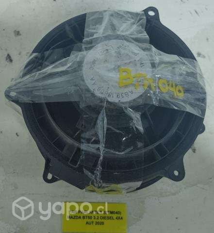 Par Parlantes (BTM040) BT50 3.2 2020 Diesel 4x4 Au