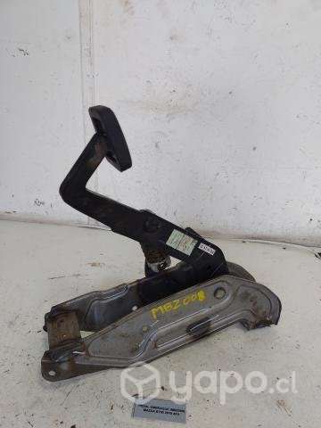 Pedal Embrague (MBZ008) Mazda BT50 2019 4x4