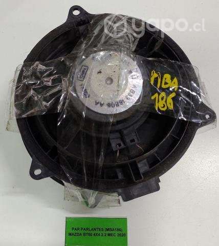 Par Parlantes (MBA186) Mazda BT50 4x4 2.2 MEC 2020