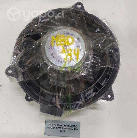 Par Parlantes (MBD174) Mazda BT50 2.2 Diesel 4x4 2