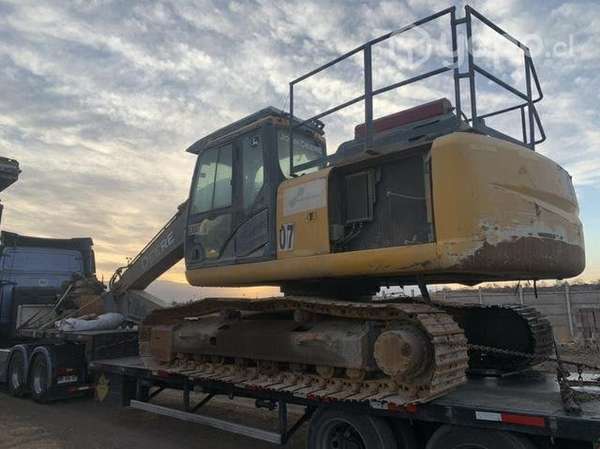 Excavadora Jhon Deere 210G, Bomba hidráulica