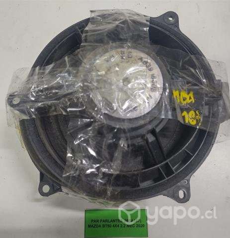 Par Parlantes (MBA187) Mazda BT50 4x4 2.2 Mec 2020