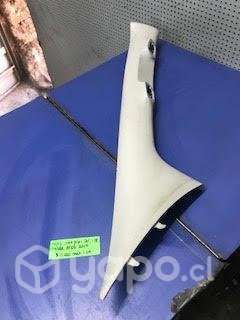 Tapiz cubre pilar superior del der BT